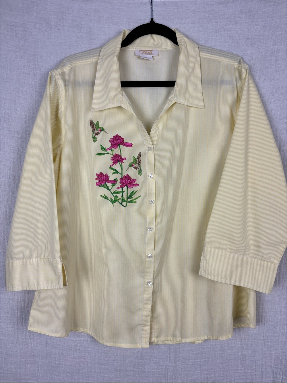 TIA Yellow Hummingbird Embroidered Button-Up Women’s 3/4 Sleeve Top